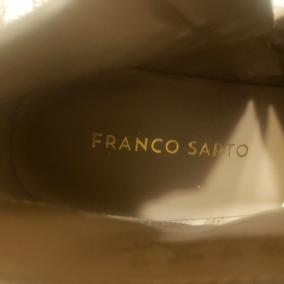 FRANCO SARTO Ankle Bootie - Picture 4 of 8